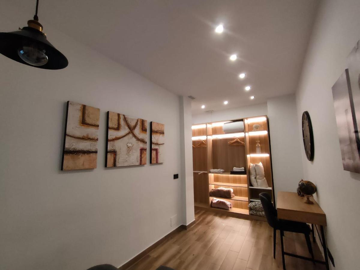 Budha Luxury Apartment Centro Historico De Málaga Eksteriør billede
